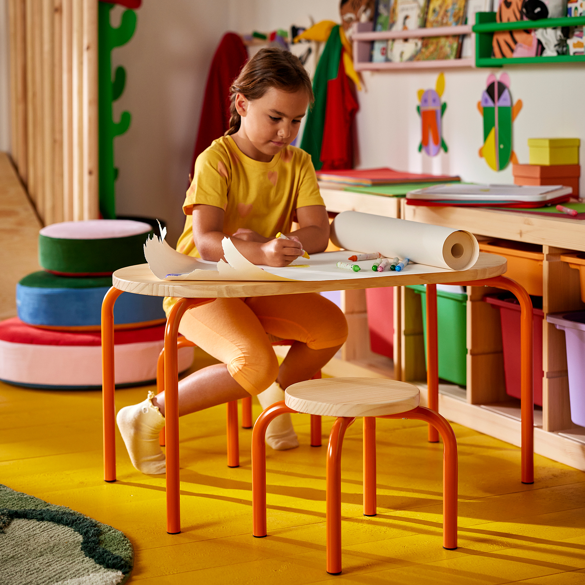 GREJSIMOJS children's table
