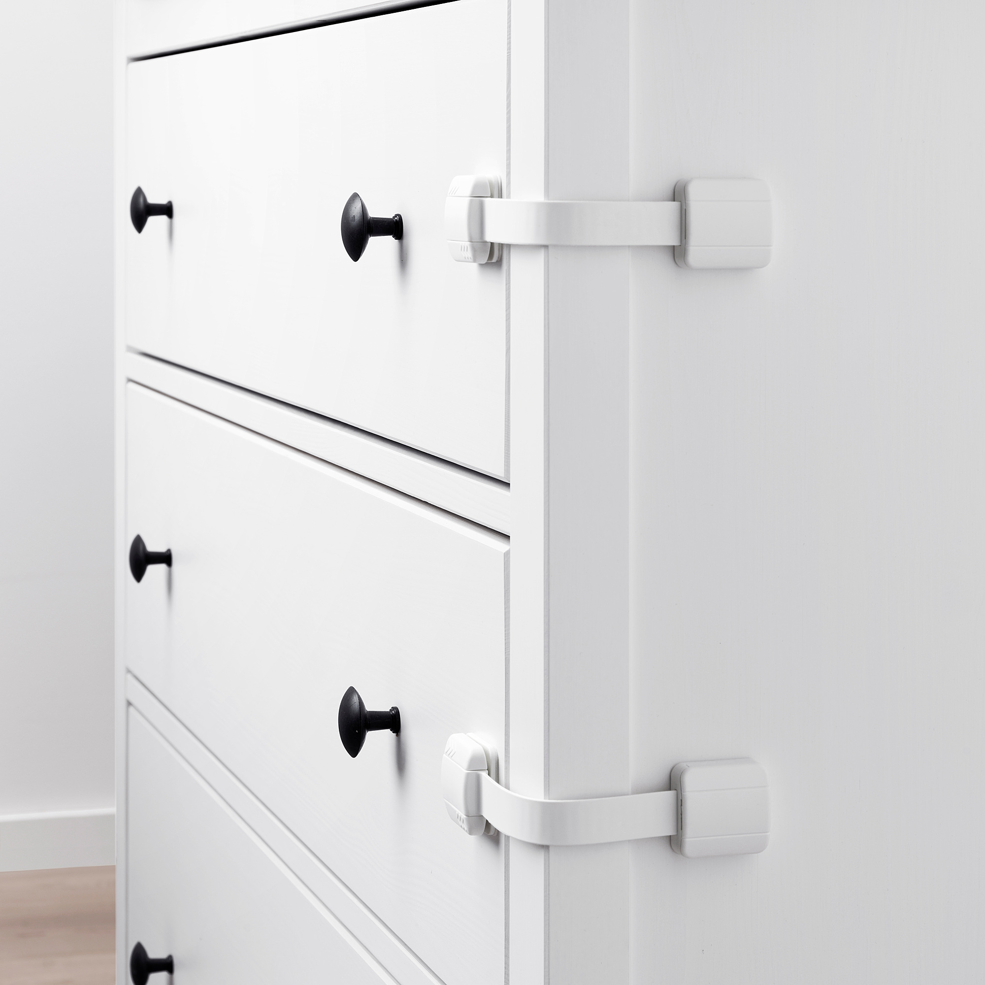 UNDVIKA multi latch
