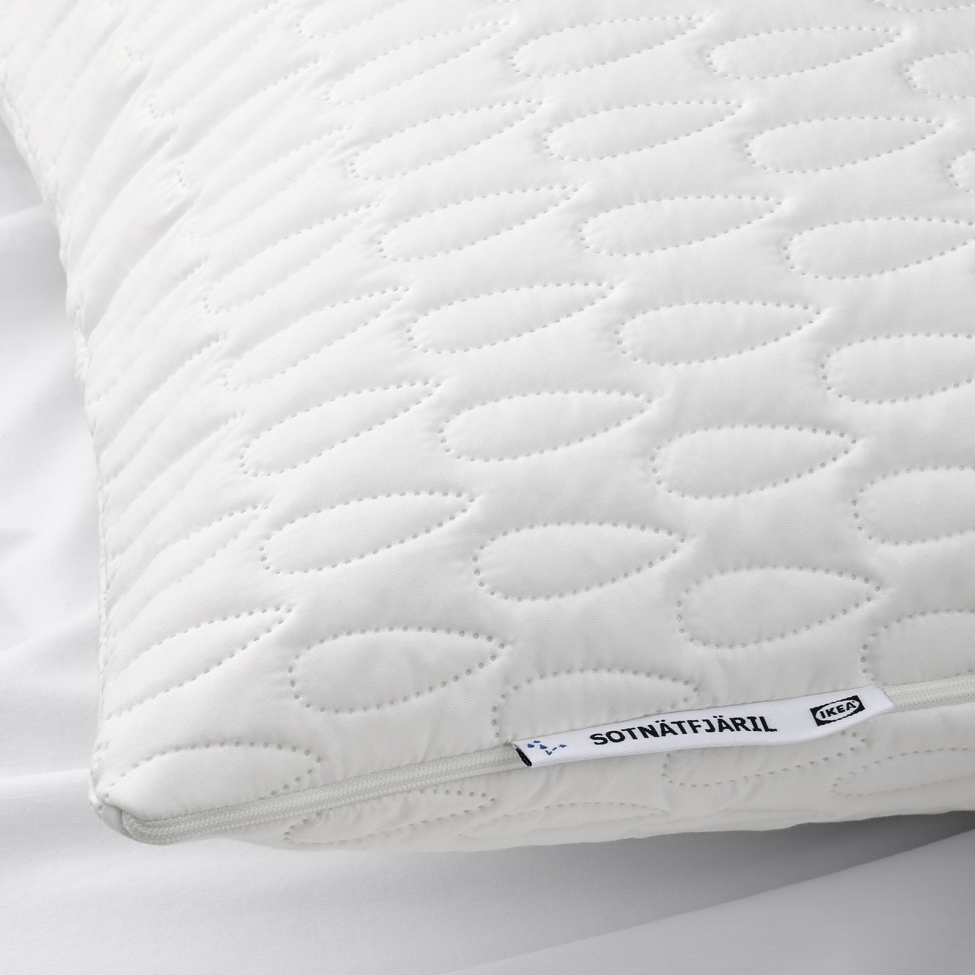 SOTNÄTFJÄRIL pillow protector