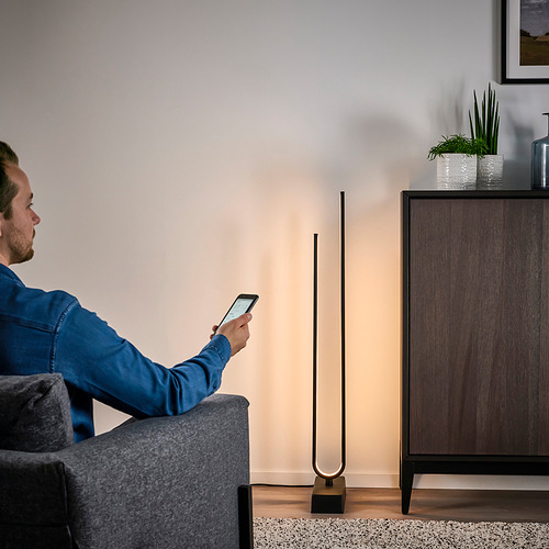 PILSKOTT LED floor lamp