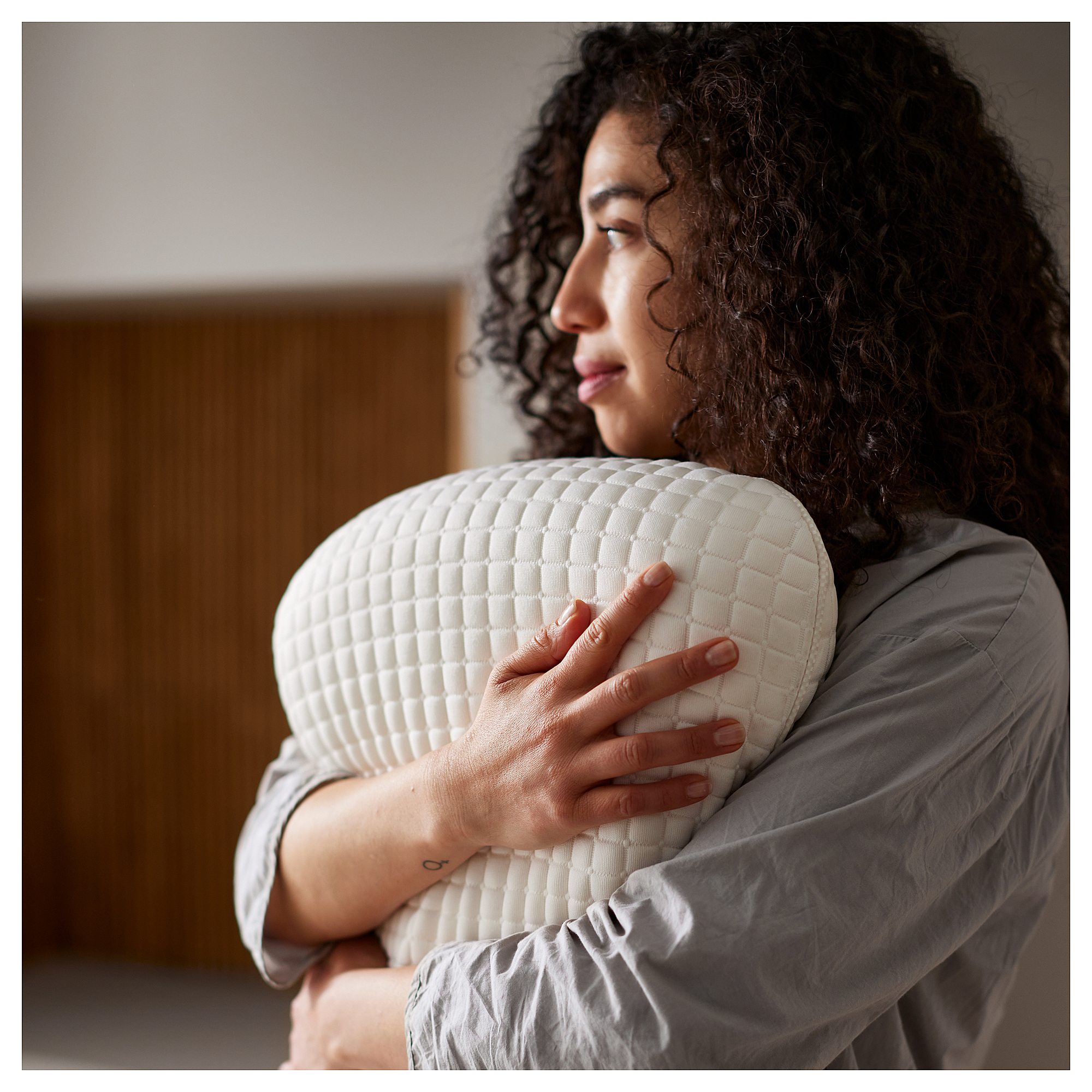 KLUBBSPORRE ergonomic pillow, side/back sleeper