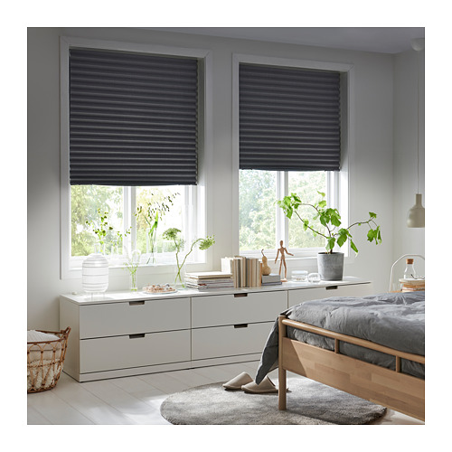 SCHOTTIS block-out pleated blind