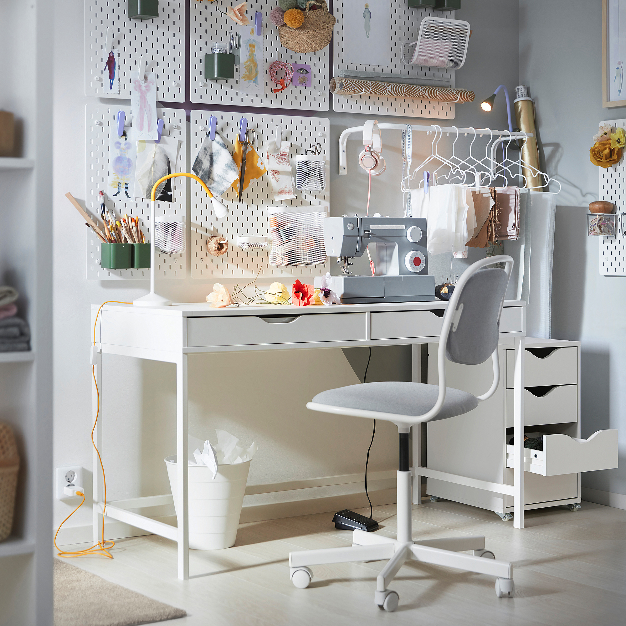 FRIIDROTT drawer unit on castors