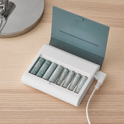 TJUGO battery charger with storage
