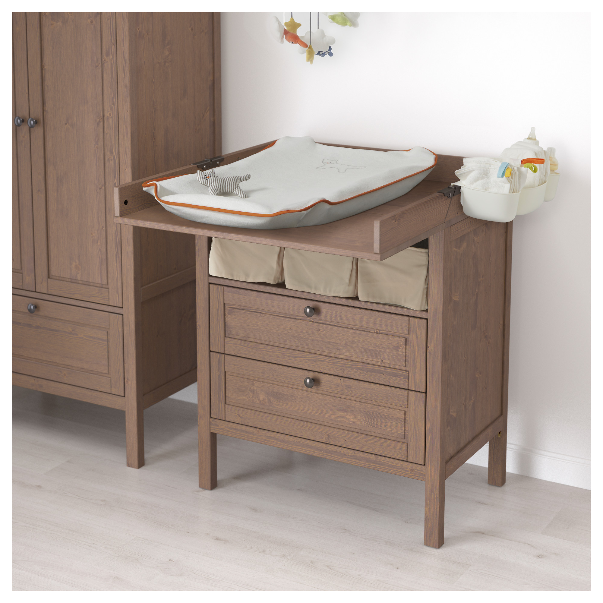 changing table with drawers