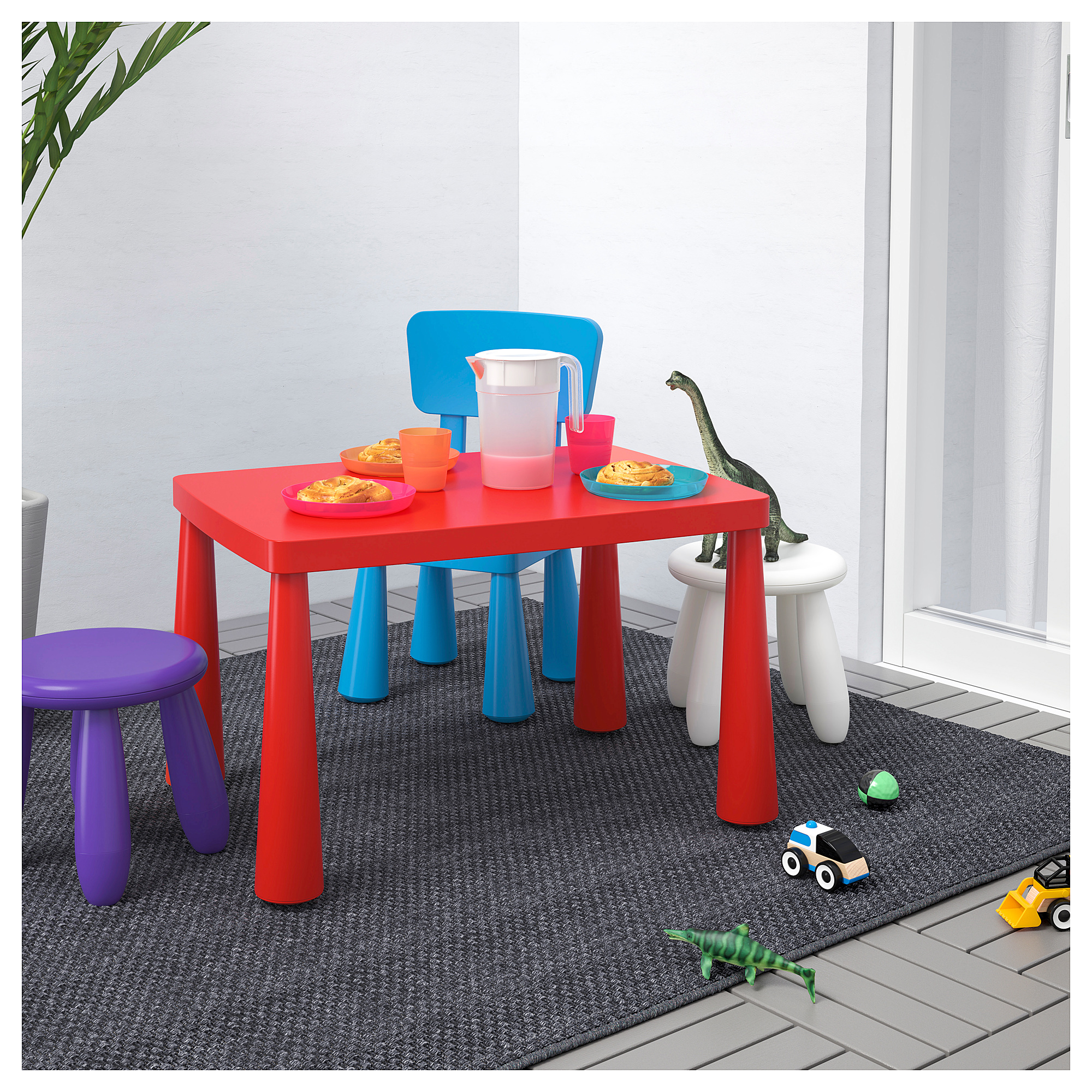 mammut ikea table and chairs