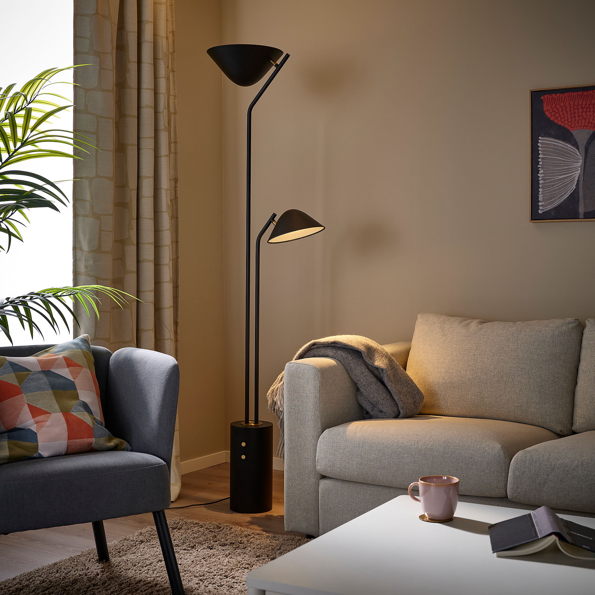 TRÅDNATE floor uplighter/reading lamp