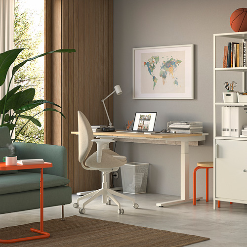 HATTEFJÄLL office chair with armrests