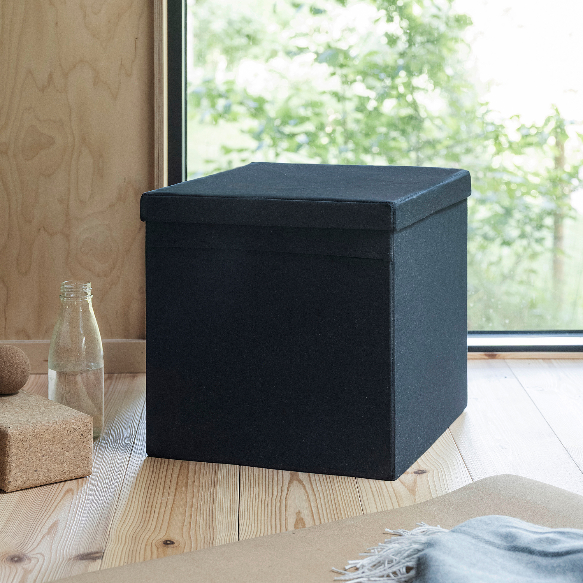 DRÖNA box with lid