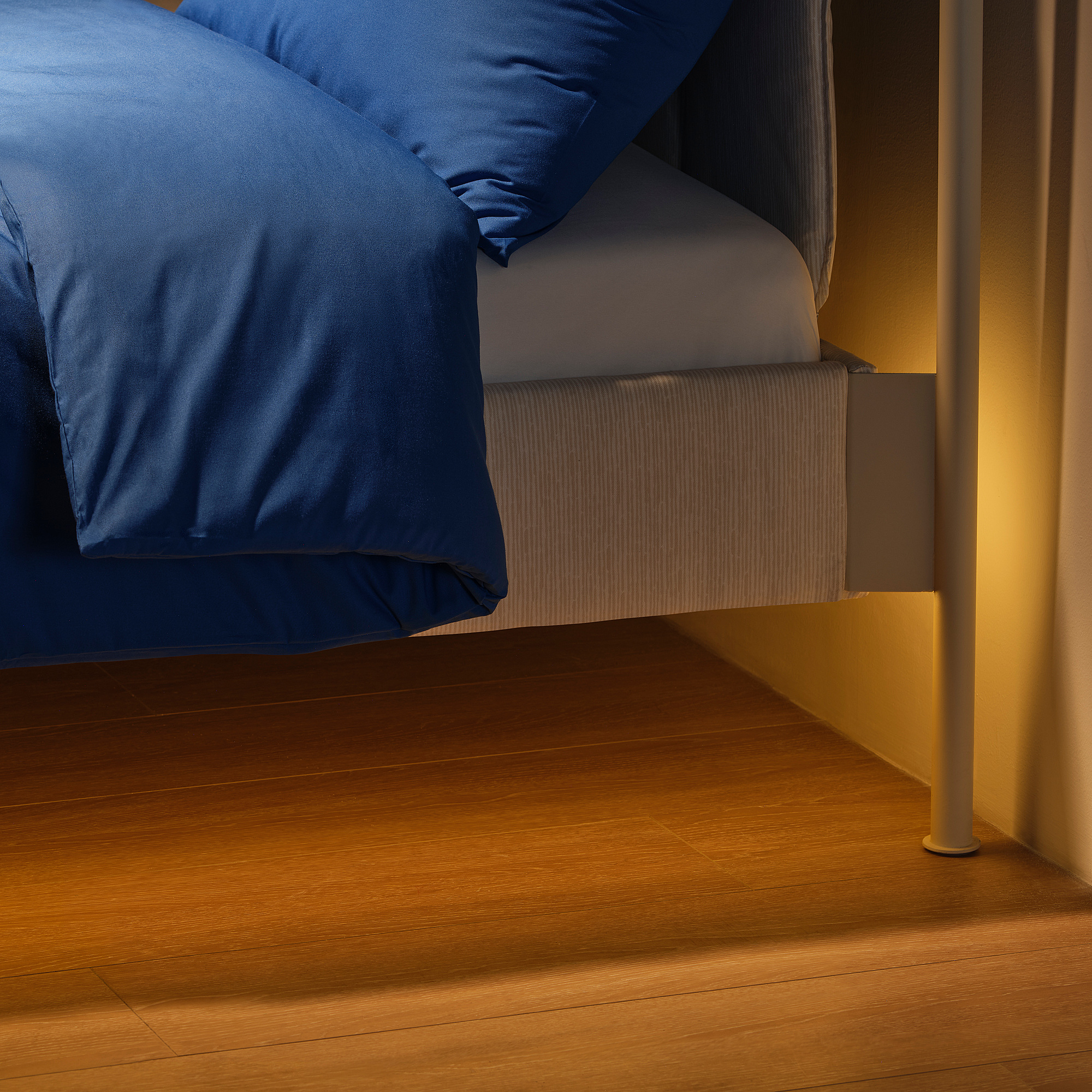 KABBLEKA LED lighting strip with USB