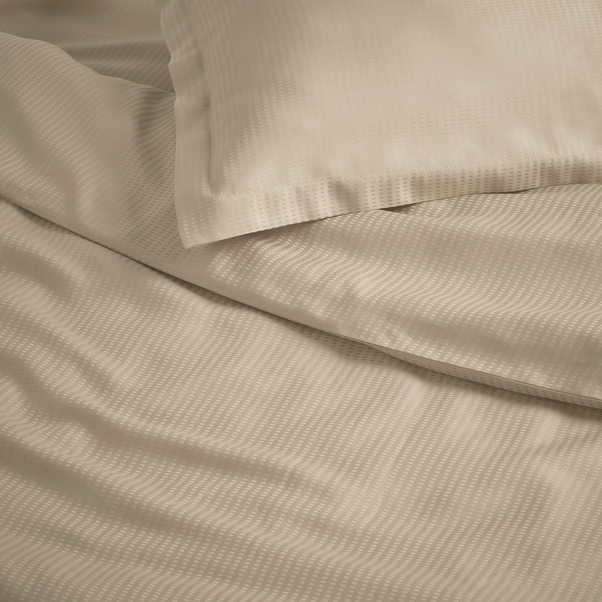 LÄKEVÄNDEROT duvet cover and pillowcase