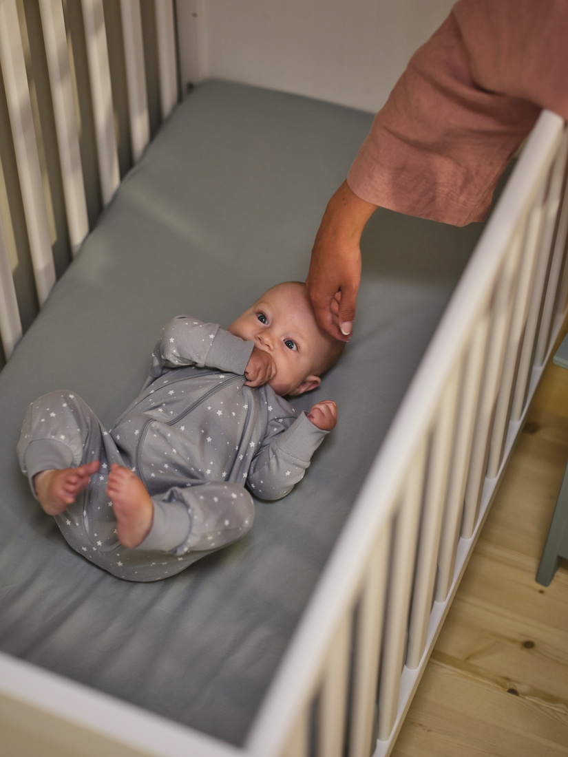 ikea baby cot size