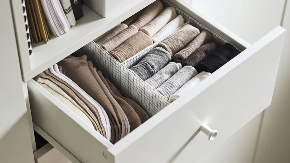How to maximise wardrobe storage