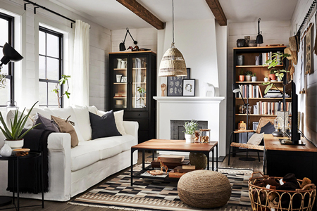 Warm wood and traditional elements