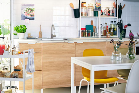 Home 8| Parallel universe: a small, budget-friendly apartment designed to be shared