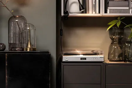 Home 7 | Work, play, repeat: a little living room with endless possibilities