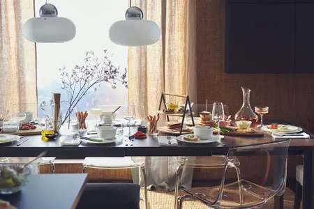 Home 4 | Just add company: table setting ideas to get the party started