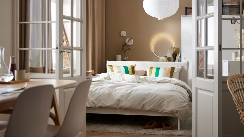 A modern small bedroom where you can show off your best side