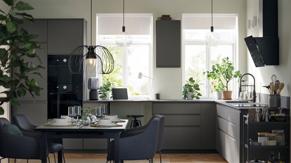 A grey kitchen with a soft and timeless elegance