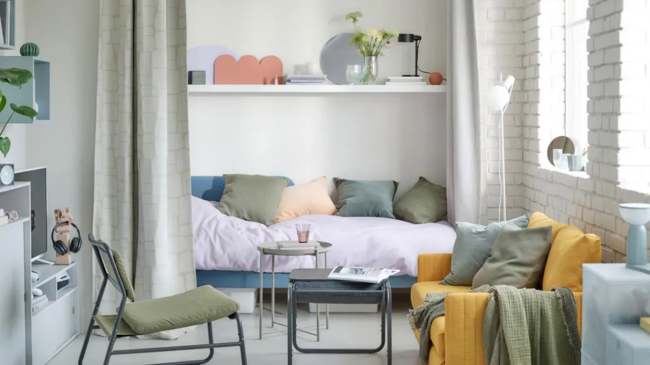 An airy and modern 24-hour living room oasis